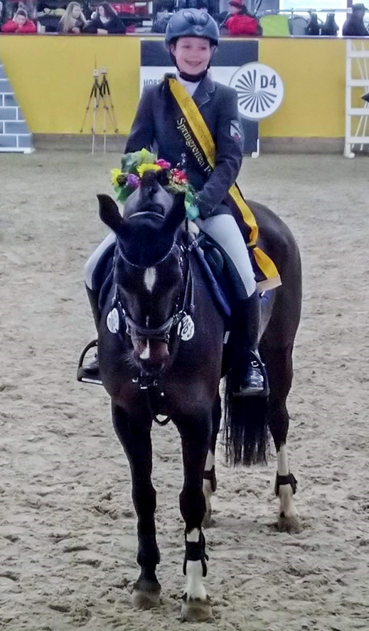 kiara_georgi_auf_Buffy_Prussendorf_2_hallenchampionat_sachsen-snhalt